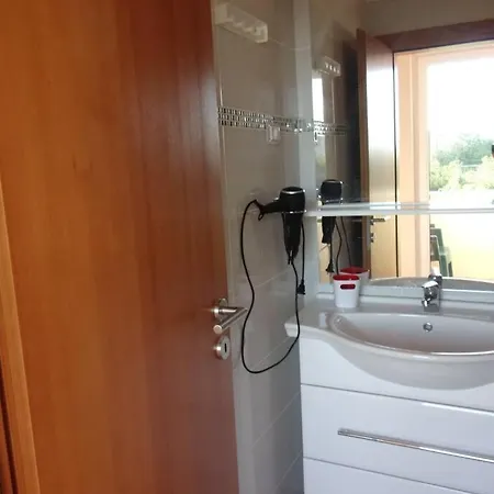 Anna Kuhar Apartment Umag